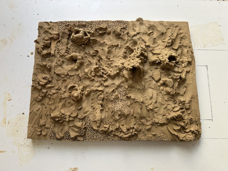 Tile emulating insect movements