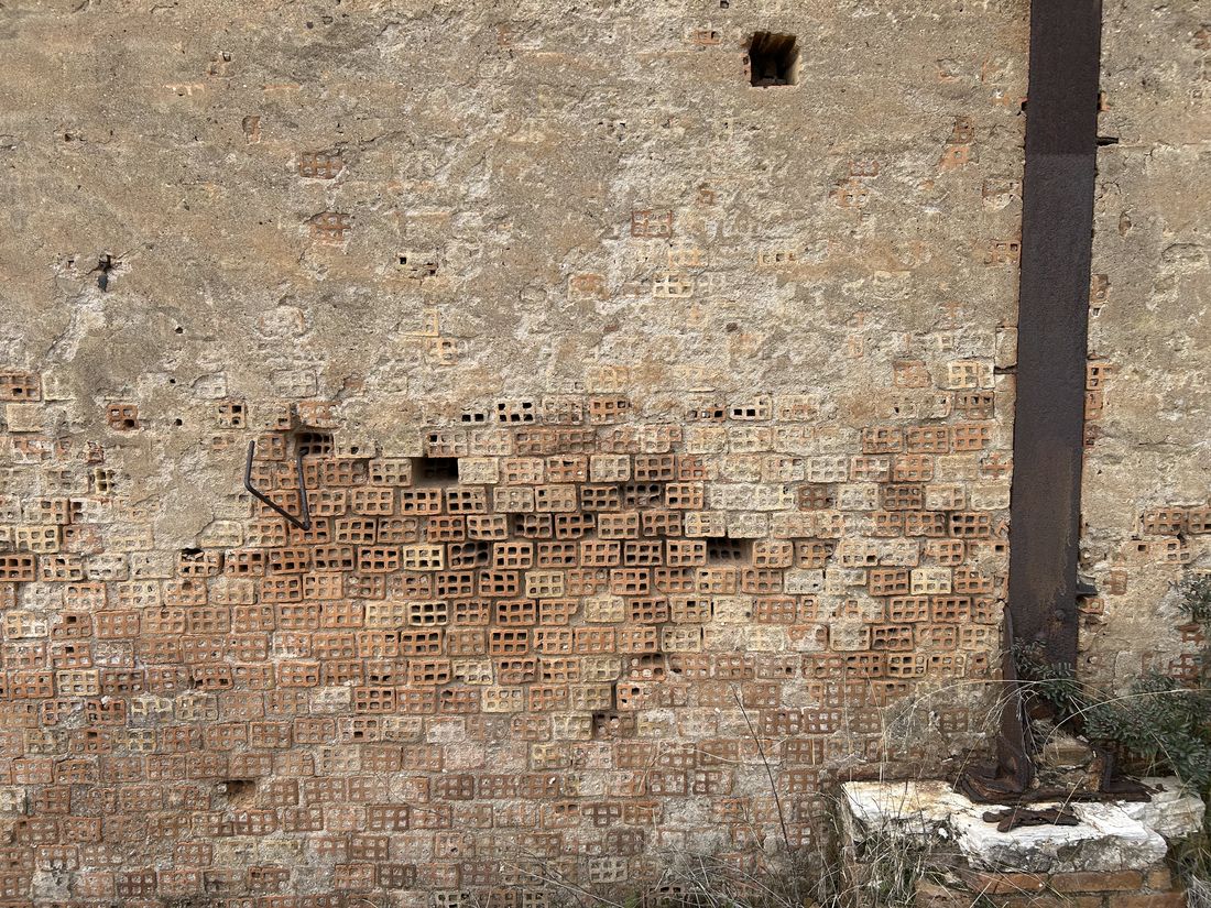 Perforated wall